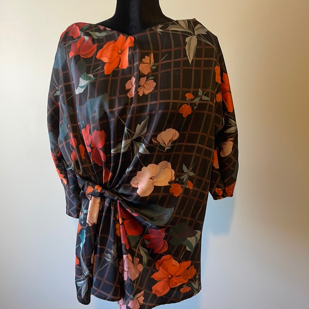 Mango gorgeous fall blouse